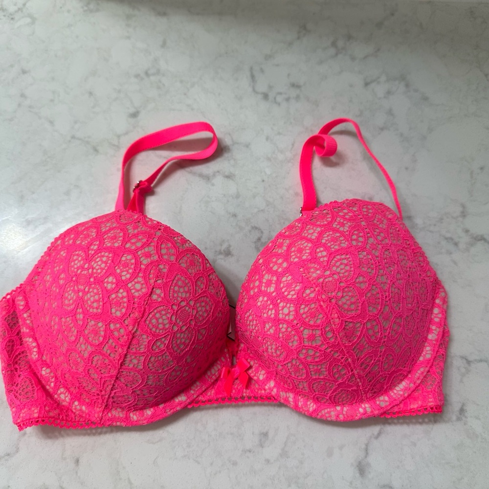 Pink Lace Underwire Bra